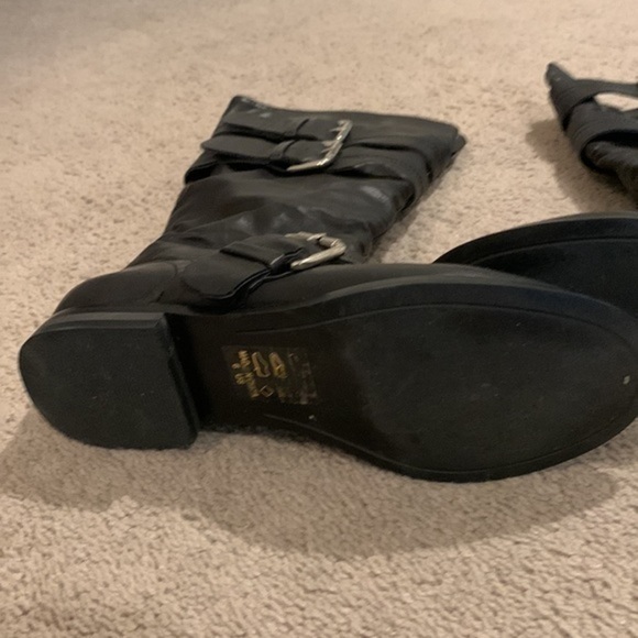 Shoe dazzle size 6 black boots - Picture 2 of 5